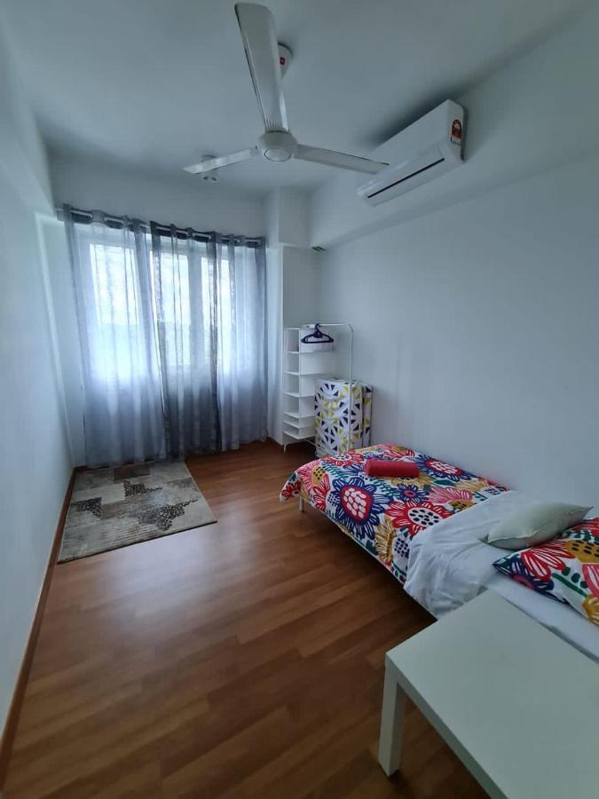 Homestay @ Bandar Seri Putra Kajang Luaran gambar