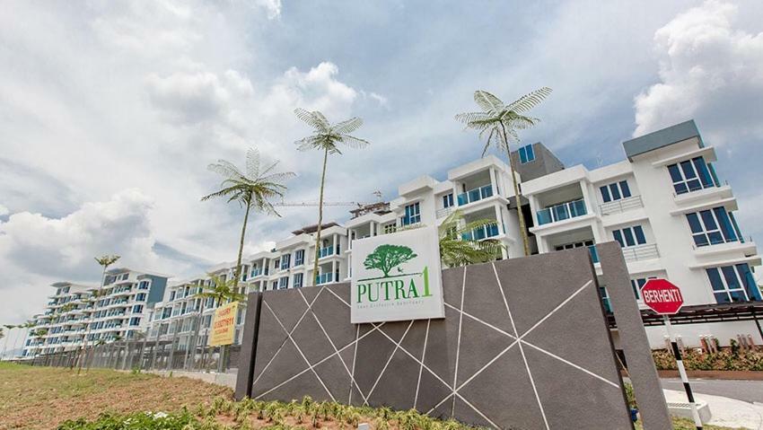 Homestay @ Bandar Seri Putra Kajang Luaran gambar