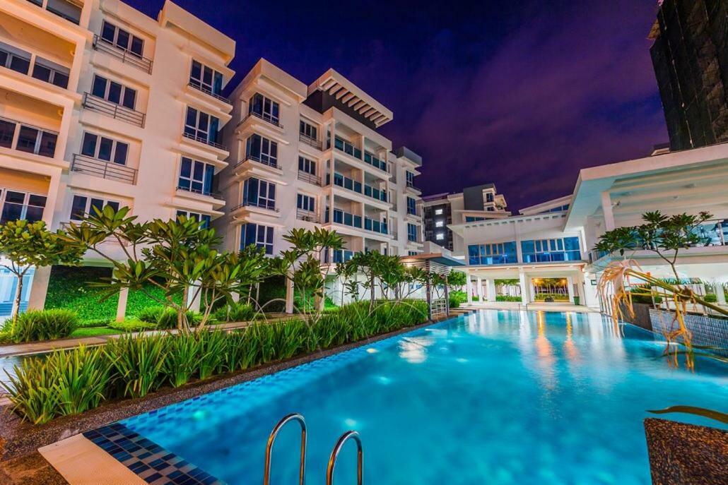 Homestay @ Bandar Seri Putra Kajang Luaran gambar