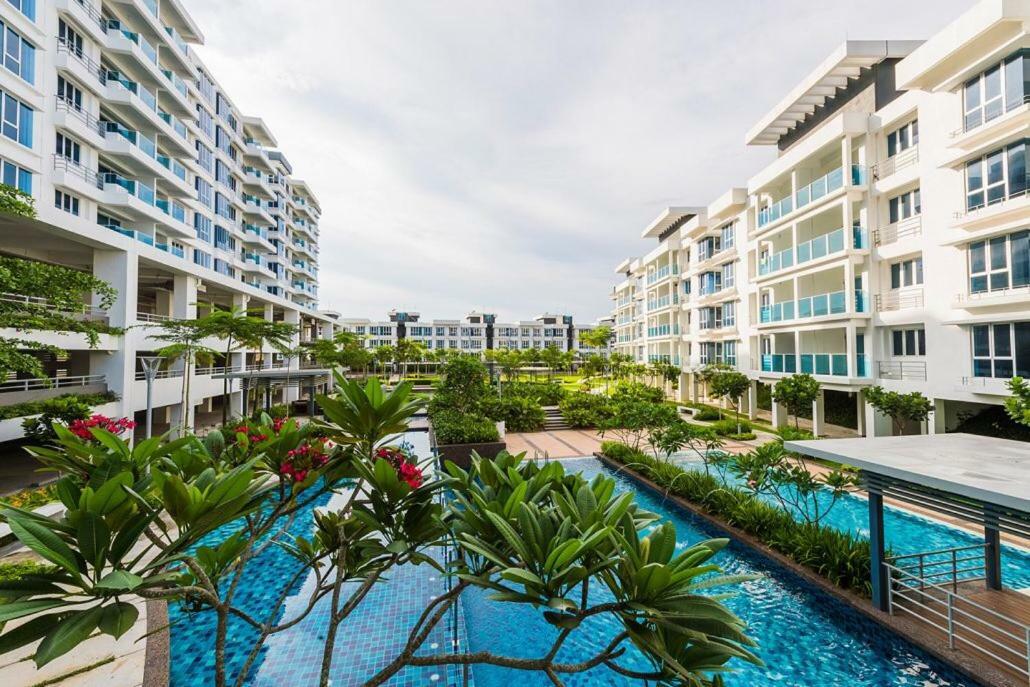 Homestay @ Bandar Seri Putra Kajang Luaran gambar